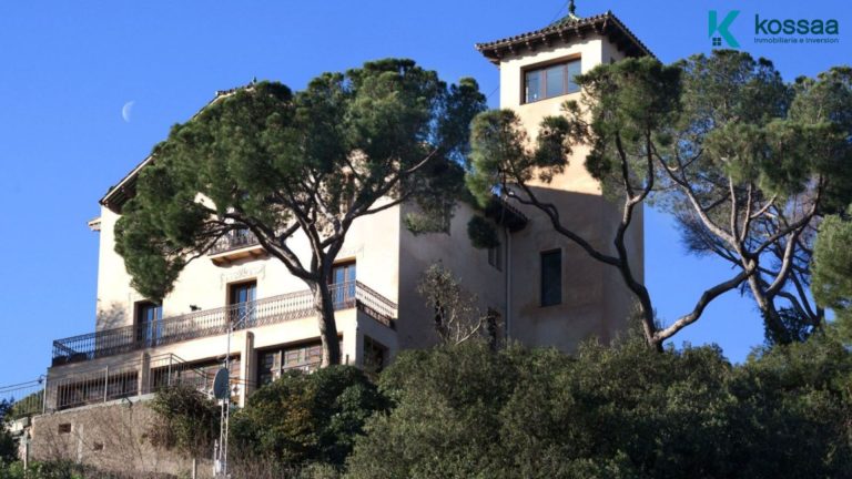 VILLA MODERNISTA CON PISCINA INFINITA Y VISTAS PANORAMICAS BARCELONA 1